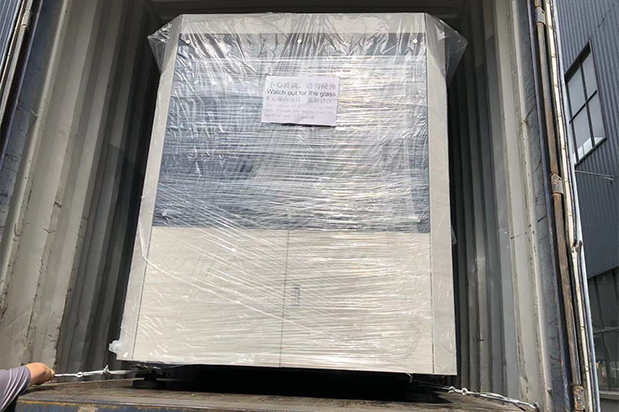 Congratulations :Capping machine is shipped toUSA